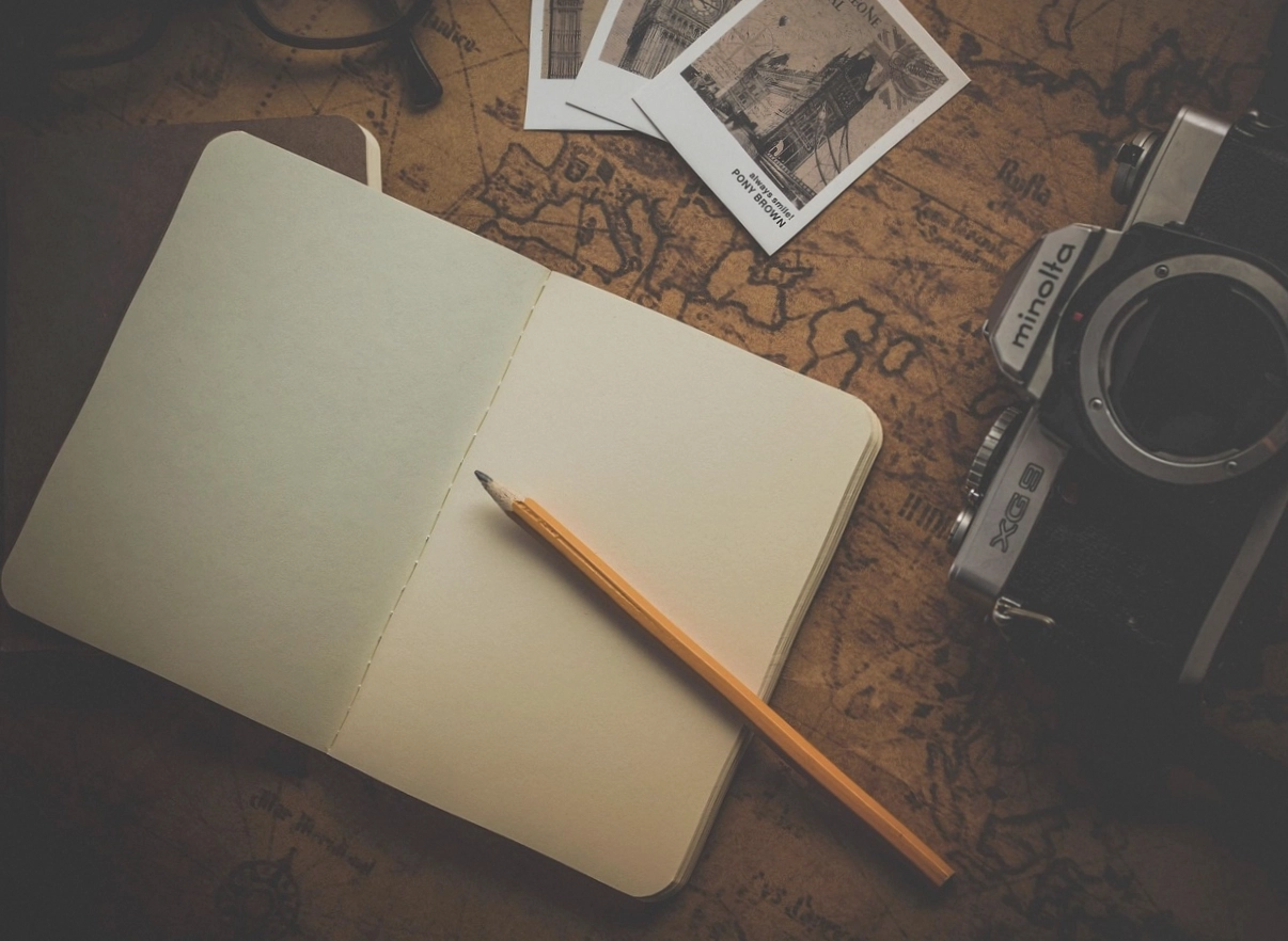 Sarah Whitcombe, journal binder